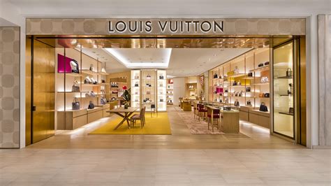 566 reviews of <strong>Louis Vuitton</strong> "I don't know about the other reviewers, maybe they just got the bad eggs. . Louis vuitton saks